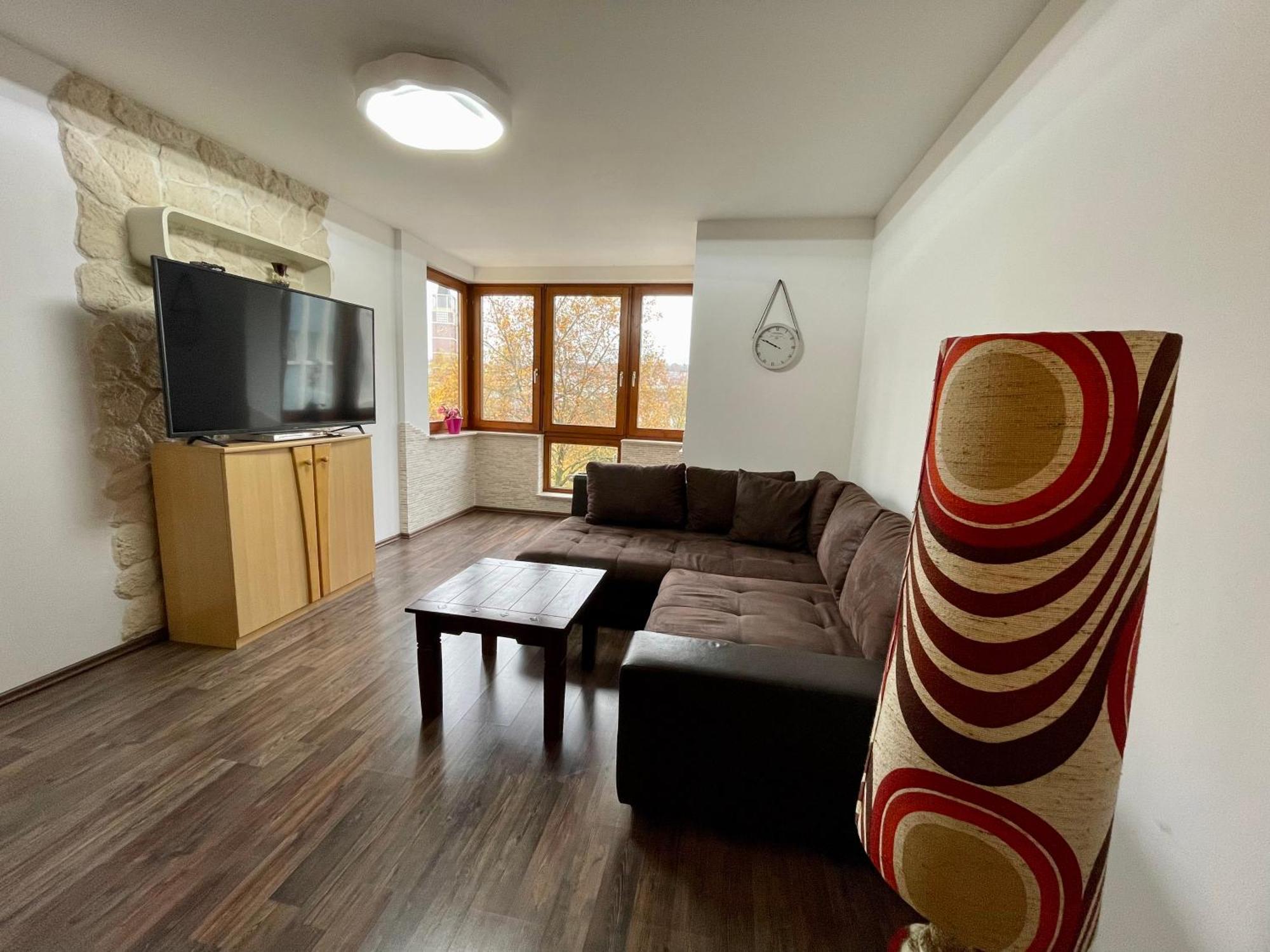 Wunderschoenes Apartment In Der Goldstadt Pforzheim Extérieur photo